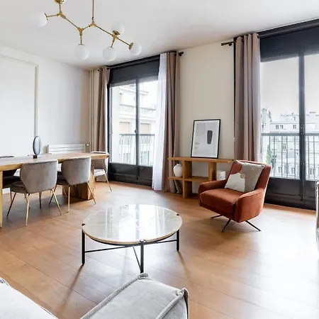 Francois1er/montaigne: Luxury 4p/2br Appartement Paris