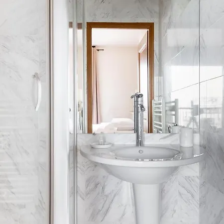Appartement Francois1er/montaigne: Luxury 4p/2br Paris
